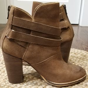 Chinese Laundry block heel booties